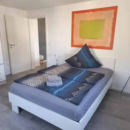 Daire Bei Pina - Business Nahe Duesseldorf *