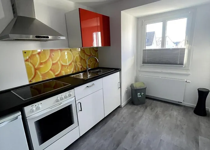 Bei Pina - Business Nahe Duesseldorf Апартаменты *