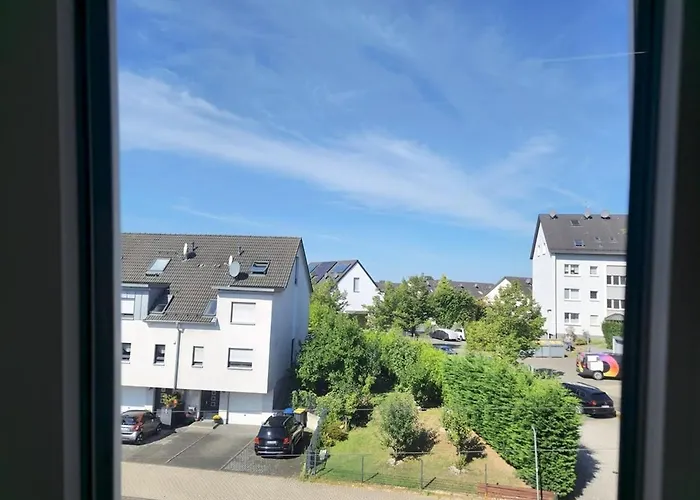 Appartement Bei Pina - Business Nahe Duesseldorf *